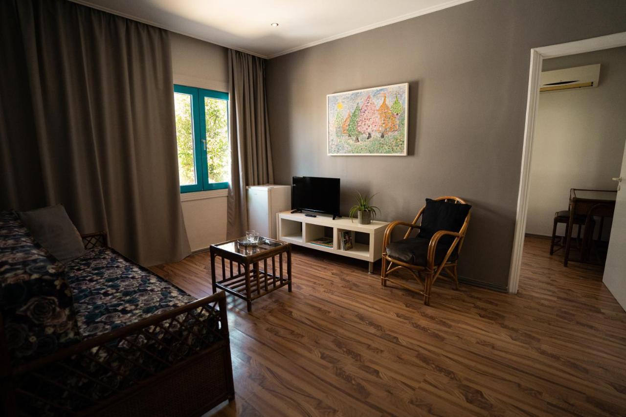 Plaza Hotel Athene Buitenkant foto